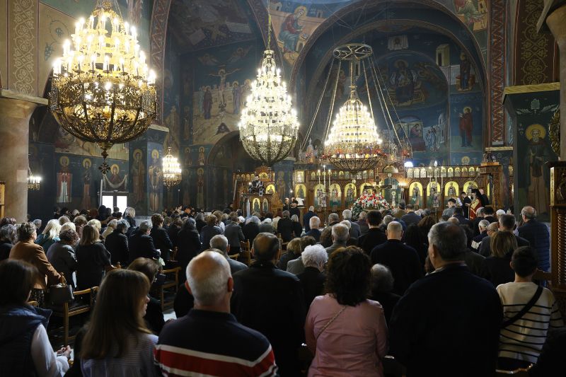 Η Αποκαθήλωση στη Μητρόπολη Δράμας
